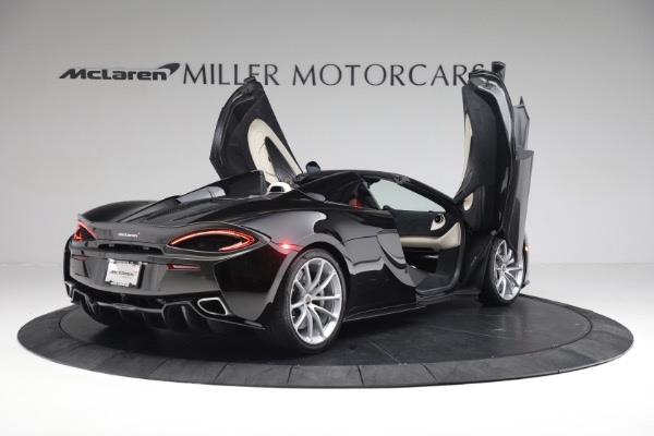 Used 2018 McLaren 570S Spider for sale Sold at Pagani of Greenwich in Greenwich CT 06830 17