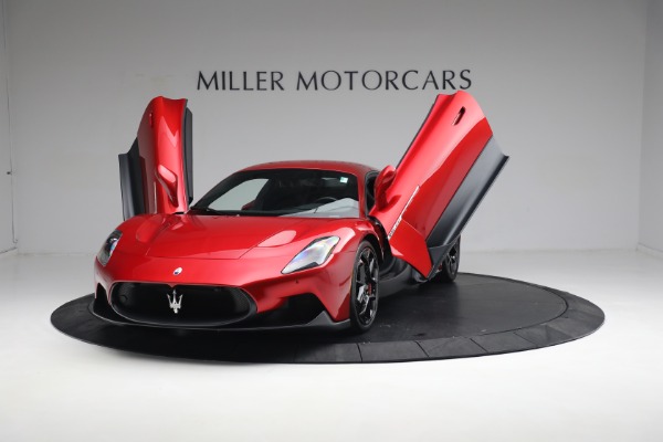 Used 2022 Maserati MC20 for sale $229,900 at Pagani of Greenwich in Greenwich CT 06830 14