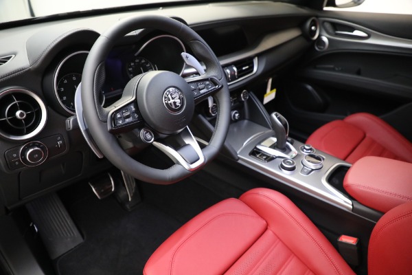 New 2023 Alfa Romeo Stelvio Veloce for sale $48,900 at Pagani of Greenwich in Greenwich CT 06830 26