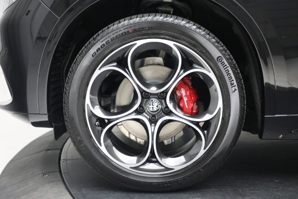 New 2023 Alfa Romeo Stelvio Veloce for sale $48,900 at Pagani of Greenwich in Greenwich CT 06830 27