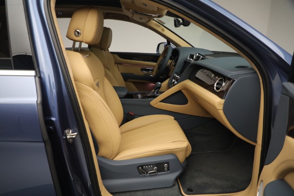 New 2023 Bentley Bentayga Hybrid for sale $250,740 at Pagani of Greenwich in Greenwich CT 06830 27
