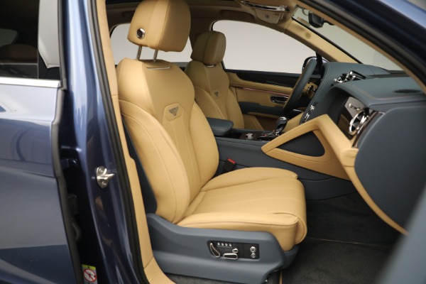 New 2023 Bentley Bentayga Hybrid for sale $250,740 at Pagani of Greenwich in Greenwich CT 06830 28