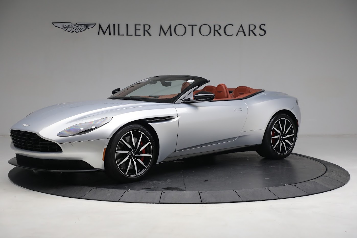 Used 2020 Aston Martin DB11 Volante for sale $143,900 at Pagani of Greenwich in Greenwich CT 06830 1