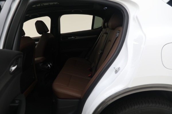 New 2024 Alfa Romeo Stelvio Ti for sale $54,570 at Pagani of Greenwich in Greenwich CT 06830 27