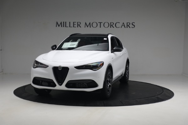 New 2024 Alfa Romeo Stelvio Veloce for sale $56,095 at Pagani of Greenwich in Greenwich CT 06830 1