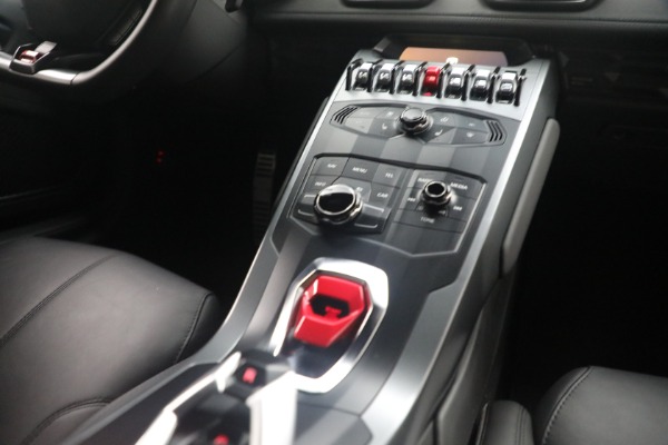 Used 2015 Lamborghini Huracan LP 610-4 for sale $219,900 at Pagani of Greenwich in Greenwich CT 06830 24