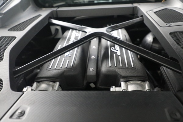 Used 2015 Lamborghini Huracan LP 610-4 for sale $219,900 at Pagani of Greenwich in Greenwich CT 06830 26