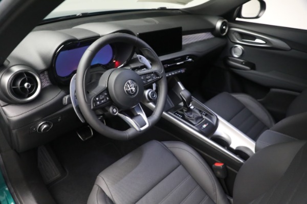 New 2024 Alfa Romeo Tonale Veloce for sale $58,840 at Pagani of Greenwich in Greenwich CT 06830 24