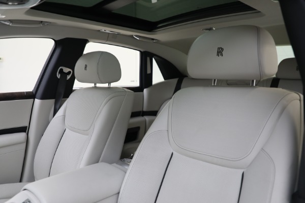 Used 2019 Rolls-Royce Ghost for sale $225,895 at Pagani of Greenwich in Greenwich CT 06830 23