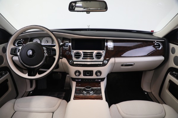Used 2019 Rolls-Royce Ghost for sale $225,895 at Pagani of Greenwich in Greenwich CT 06830 4