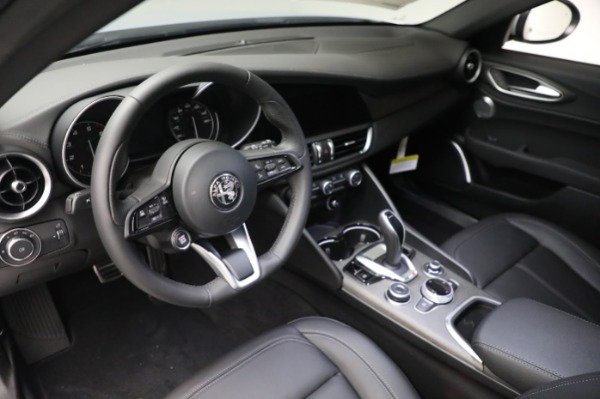 New 2023 Alfa Romeo Giulia Ti for sale Call for price at Pagani of Greenwich in Greenwich CT 06830 25
