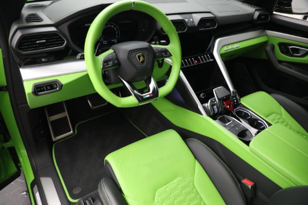 Used 2022 Lamborghini Urus for sale $269,900 at Pagani of Greenwich in Greenwich CT 06830 12