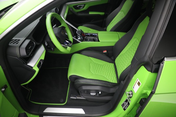 Used 2022 Lamborghini Urus for sale $269,900 at Pagani of Greenwich in Greenwich CT 06830 17