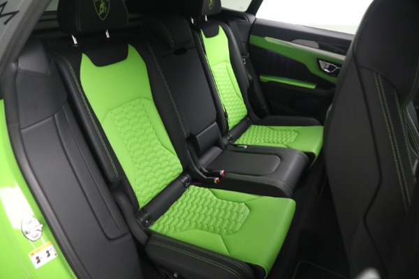 Used 2022 Lamborghini Urus for sale $269,900 at Pagani of Greenwich in Greenwich CT 06830 26