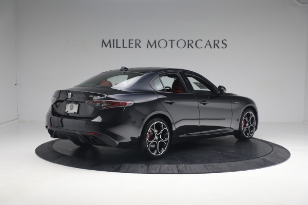 New 2024 Alfa Romeo Giulia Veloce for sale $55,350 at Pagani of Greenwich in Greenwich CT 06830 12