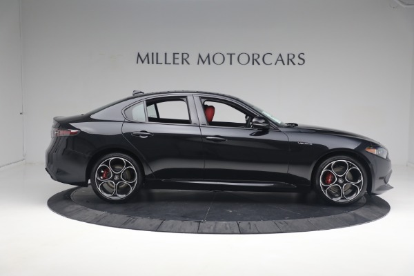 New 2024 Alfa Romeo Giulia Veloce for sale $55,350 at Pagani of Greenwich in Greenwich CT 06830 15
