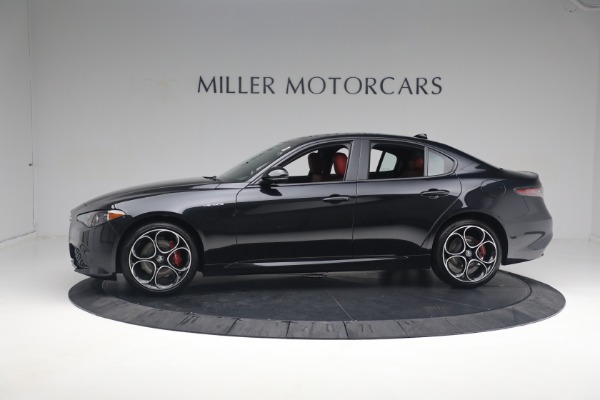 New 2024 Alfa Romeo Giulia Veloce for sale $55,350 at Pagani of Greenwich in Greenwich CT 06830 4