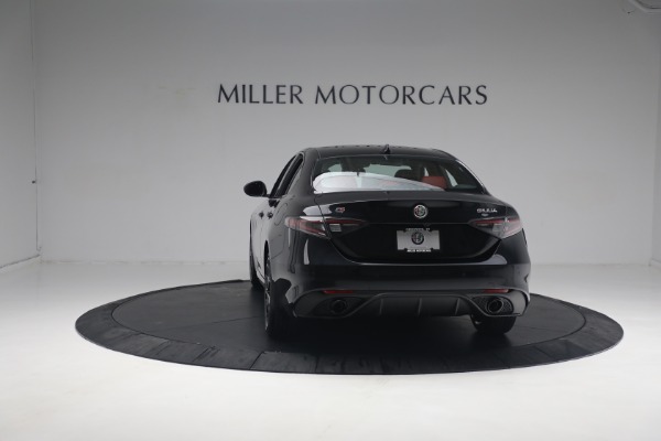 New 2024 Alfa Romeo Giulia Veloce for sale $55,350 at Pagani of Greenwich in Greenwich CT 06830 9