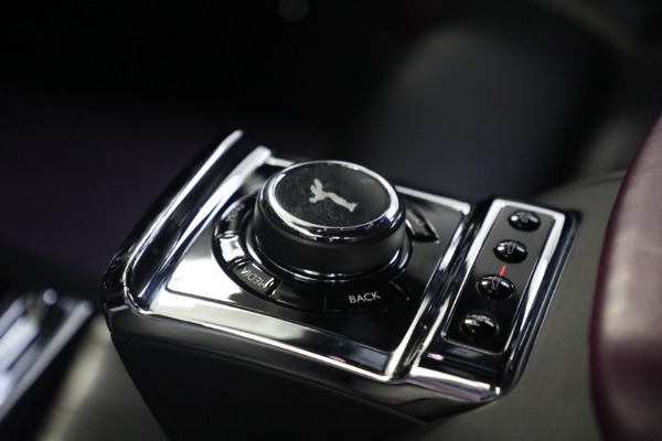 Used 2020 Rolls-Royce Phantom for sale $394,895 at Pagani of Greenwich in Greenwich CT 06830 25
