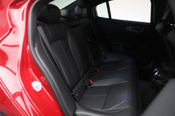 New 2024 Alfa Romeo Giulia Sprint for sale Sold at Pagani of Greenwich in Greenwich CT 06830 25