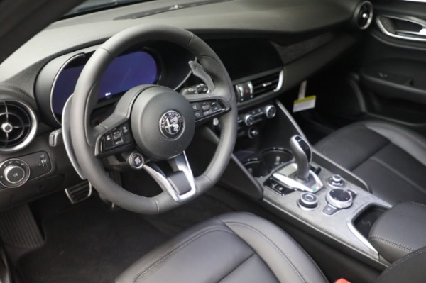 New 2024 Alfa Romeo Giulia Sprint for sale Sold at Pagani of Greenwich in Greenwich CT 06830 27