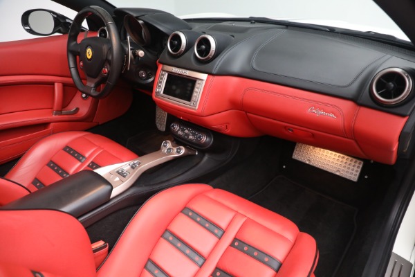 Used 2014 Ferrari California for sale $134,900 at Pagani of Greenwich in Greenwich CT 06830 23