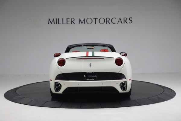 Used 2014 Ferrari California for sale $134,900 at Pagani of Greenwich in Greenwich CT 06830 6