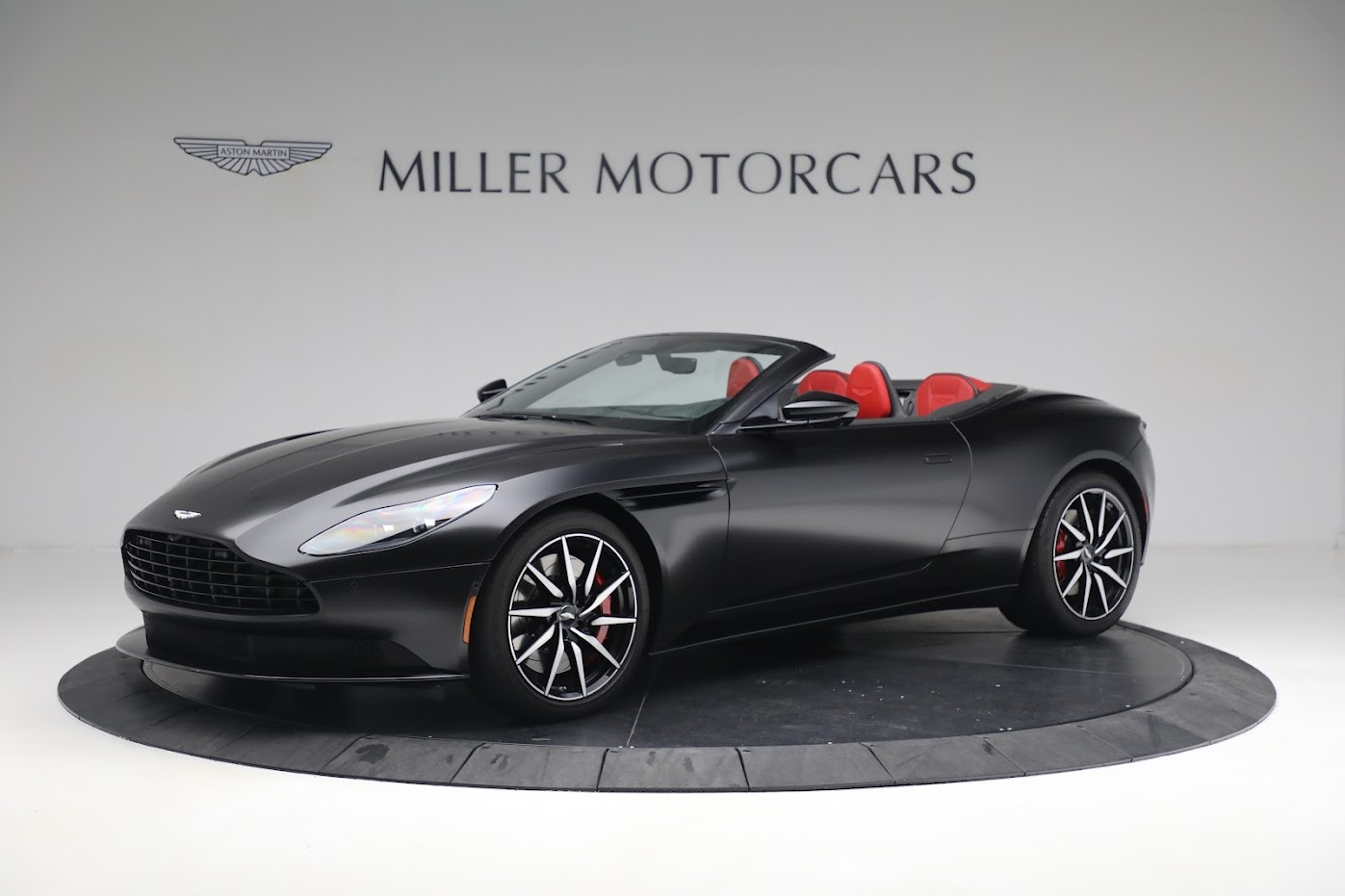 Used 2020 Aston Martin DB11 Volante for sale $147,900 at Pagani of Greenwich in Greenwich CT 06830 1