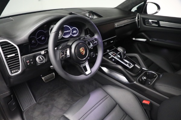 Used 2023 Porsche Cayenne Turbo Coupe for sale $149,900 at Pagani of Greenwich in Greenwich CT 06830 14