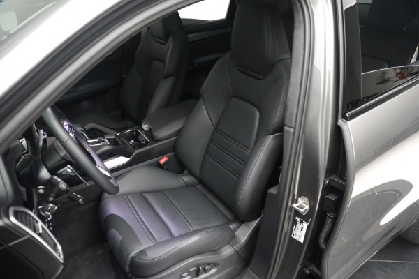 Used 2023 Porsche Cayenne Turbo Coupe for sale $149,900 at Pagani of Greenwich in Greenwich CT 06830 16