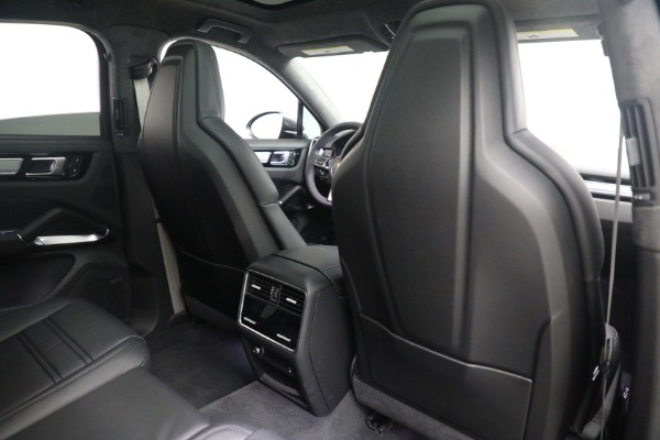 Used 2023 Porsche Cayenne Turbo Coupe for sale $149,900 at Pagani of Greenwich in Greenwich CT 06830 21