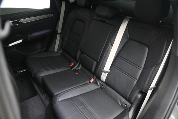 Used 2023 Porsche Cayenne Turbo Coupe for sale $149,900 at Pagani of Greenwich in Greenwich CT 06830 24