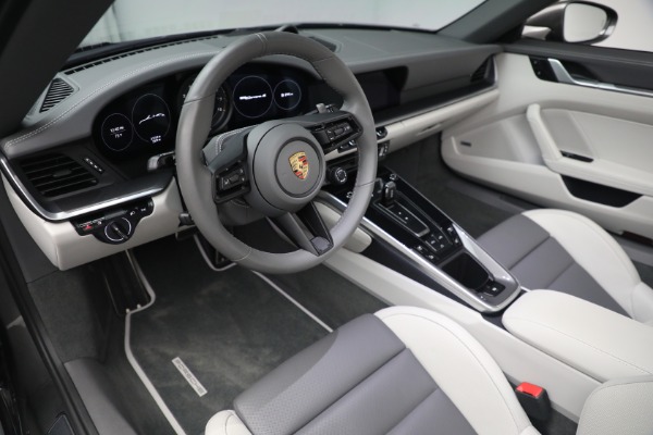 Used 2021 Porsche 911 Carrera S for sale $159,900 at Pagani of Greenwich in Greenwich CT 06830 19