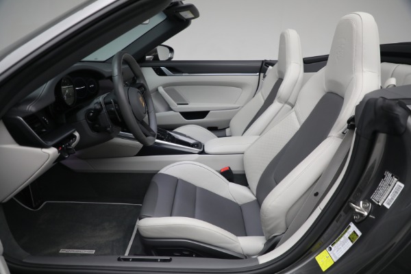 Used 2021 Porsche 911 Carrera S for sale $159,900 at Pagani of Greenwich in Greenwich CT 06830 20