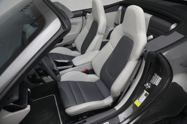 Used 2021 Porsche 911 Carrera S for sale $159,900 at Pagani of Greenwich in Greenwich CT 06830 21