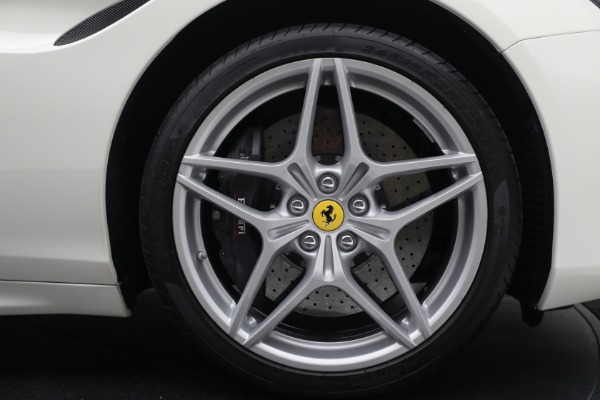 Used 2017 Ferrari California T for sale $151,900 at Pagani of Greenwich in Greenwich CT 06830 27