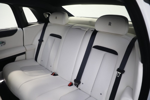 Used 2022 Rolls-Royce Ghost for sale $295,900 at Pagani of Greenwich in Greenwich CT 06830 22