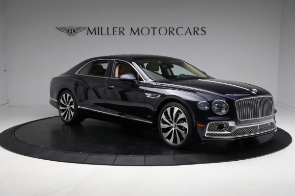 New 2024 Bentley Flying Spur Hybrid Azure for sale $289,115 at Pagani of Greenwich in Greenwich CT 06830 11