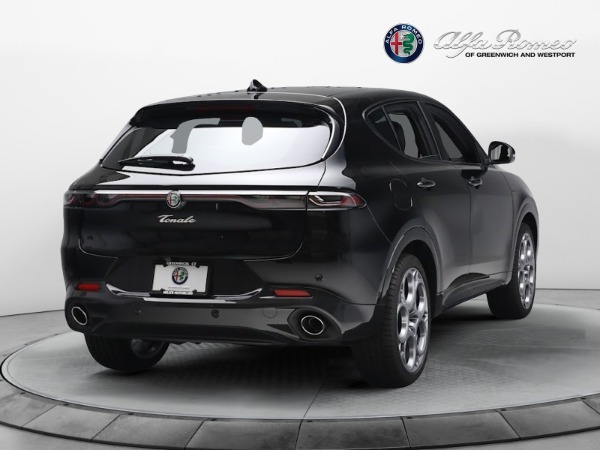 New 2024 Alfa Romeo Tonale Veloce for sale $57,640 at Pagani of Greenwich in Greenwich CT 06830 10