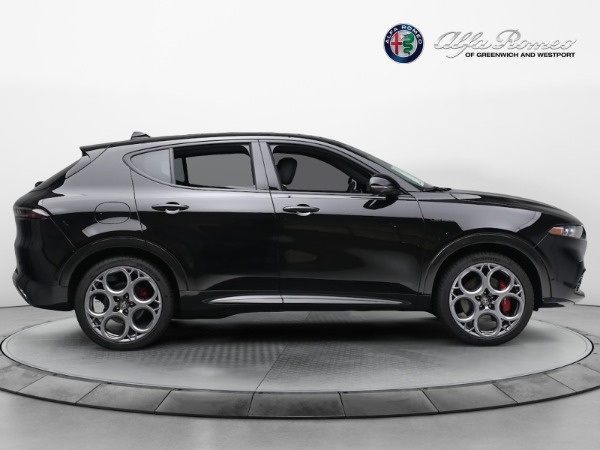 New 2024 Alfa Romeo Tonale Veloce for sale $57,640 at Pagani of Greenwich in Greenwich CT 06830 14
