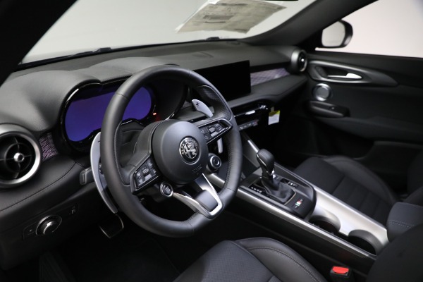 Used 2024 Alfa Romeo Tonale Veloce for sale Call for price at Pagani of Greenwich in Greenwich CT 06830 14