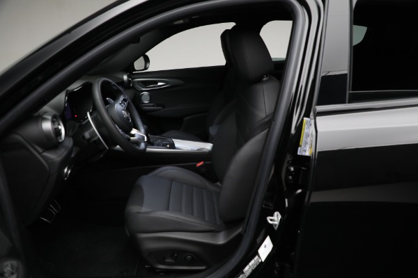 Used 2024 Alfa Romeo Tonale Veloce for sale Call for price at Pagani of Greenwich in Greenwich CT 06830 15