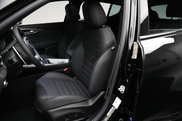 Used 2024 Alfa Romeo Tonale Veloce for sale Call for price at Pagani of Greenwich in Greenwich CT 06830 16