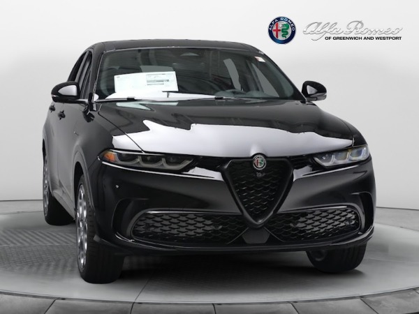 New 2024 Alfa Romeo Tonale Veloce for sale $57,640 at Pagani of Greenwich in Greenwich CT 06830 18