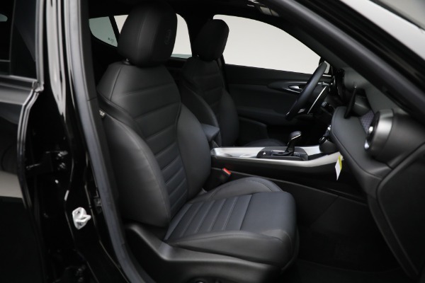 Used 2024 Alfa Romeo Tonale Veloce for sale Call for price at Pagani of Greenwich in Greenwich CT 06830 19