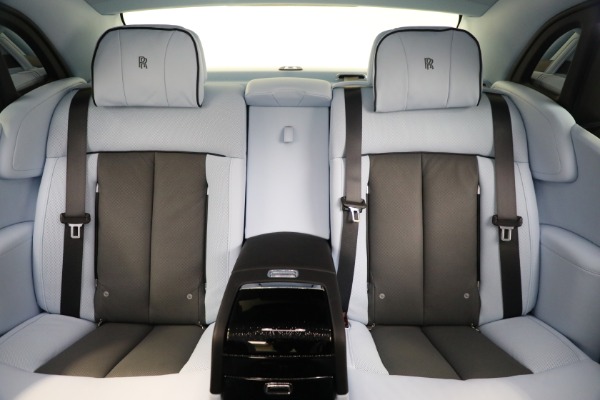 New 2024 Rolls-Royce Phantom for sale Sold at Pagani of Greenwich in Greenwich CT 06830 27