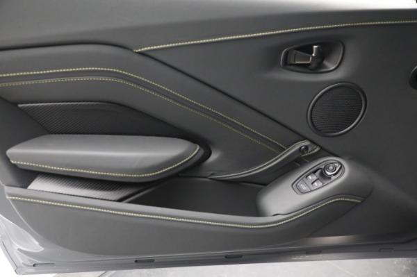 New 2023 Aston Martin Vantage V8 for sale $184,986 at Pagani of Greenwich in Greenwich CT 06830 17