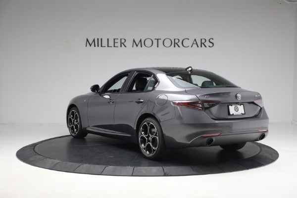 New 2024 Alfa Romeo Giulia Ti for sale $51,870 at Pagani of Greenwich in Greenwich CT 06830 9