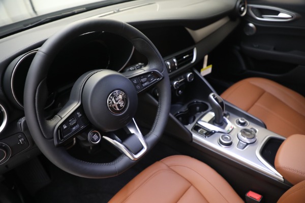 New 2024 Alfa Romeo Giulia Ti for sale $54,845 at Pagani of Greenwich in Greenwich CT 06830 22