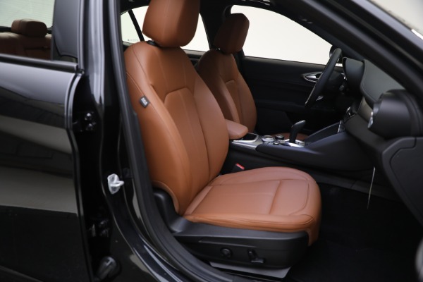 New 2024 Alfa Romeo Giulia Ti for sale $54,845 at Pagani of Greenwich in Greenwich CT 06830 26